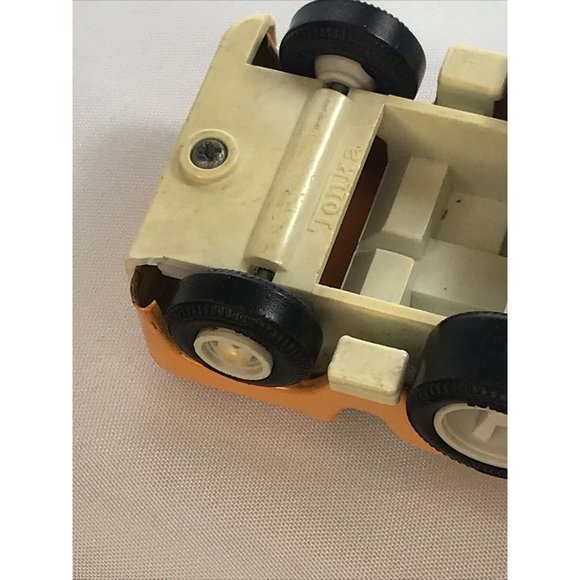 Toy Push Along Vehicle Tonka Small Metal Yellow Jeep with Rubber Tires Vintage - Picture 8 of 10